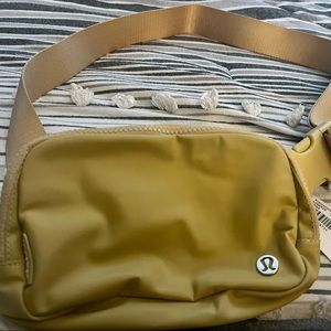 NWT golden sand lululemon belt bag